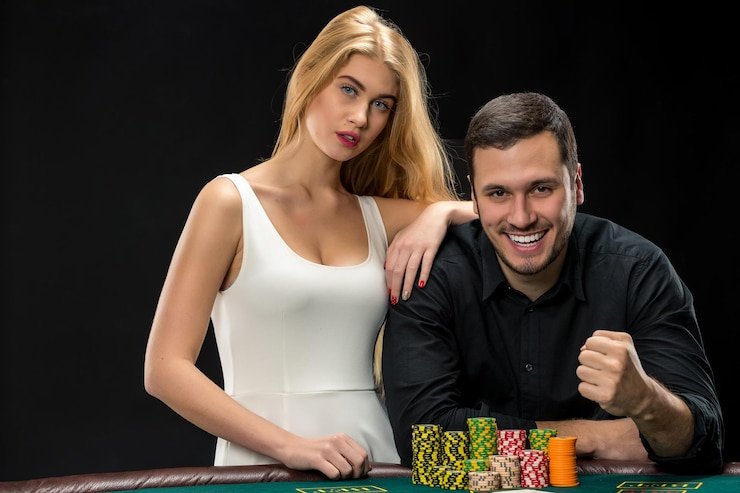 Live dealer at demo olimpus Texas Poker table with multiple camera angles and real-time betting interface
